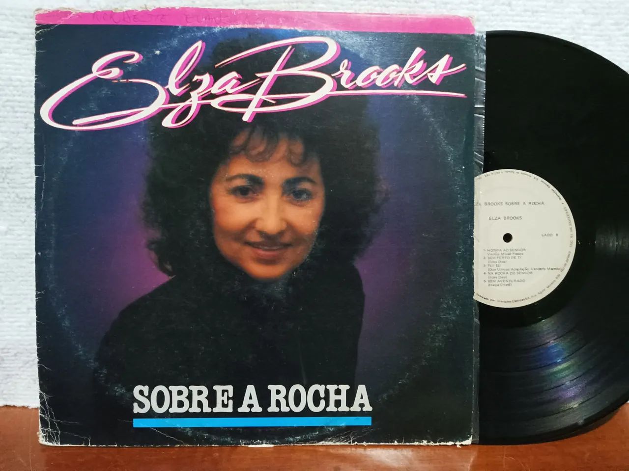 LP Elza Brooks/ sobre a rocha/ USADO 