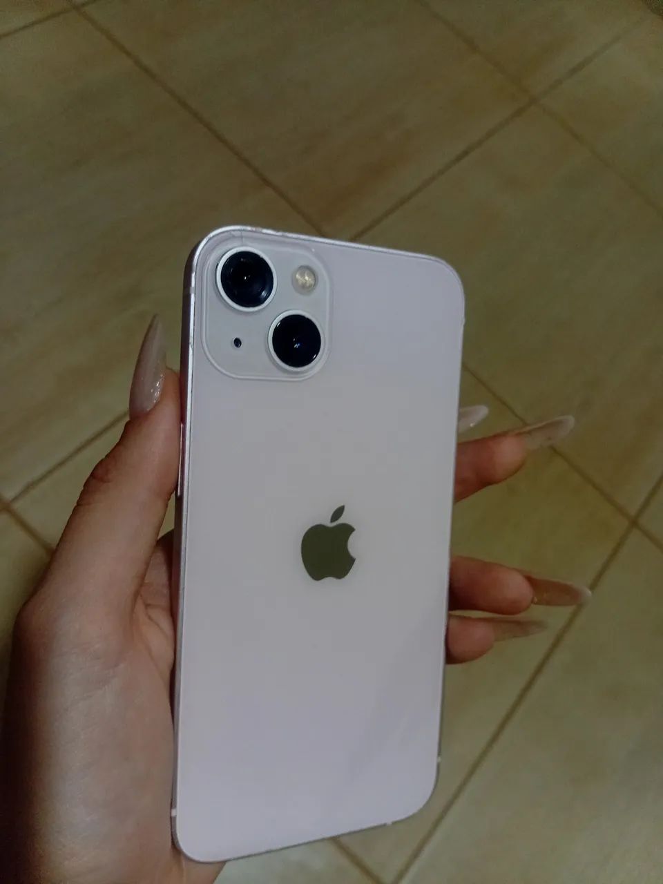 iPhone 13 rose de 12gb - Foto 3