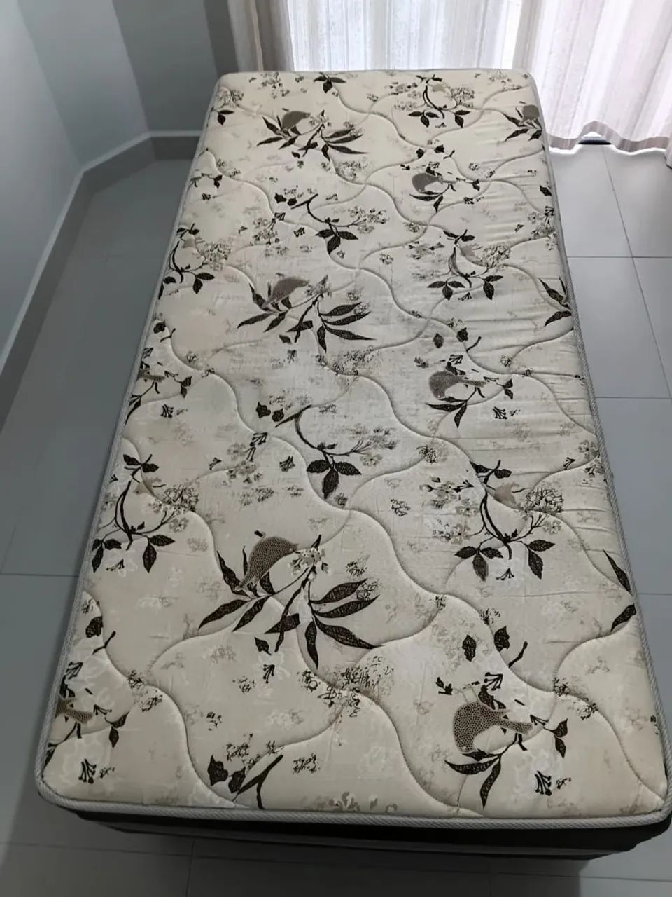 Vendo cama box solteiro  - Foto 3
