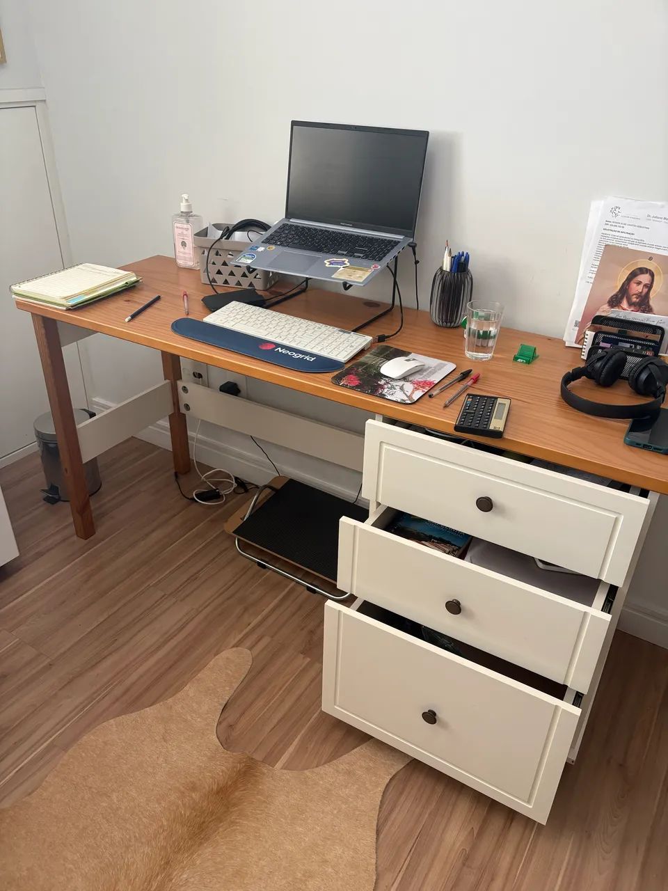 Mesa de Escritório com gavetas  - Foto 2