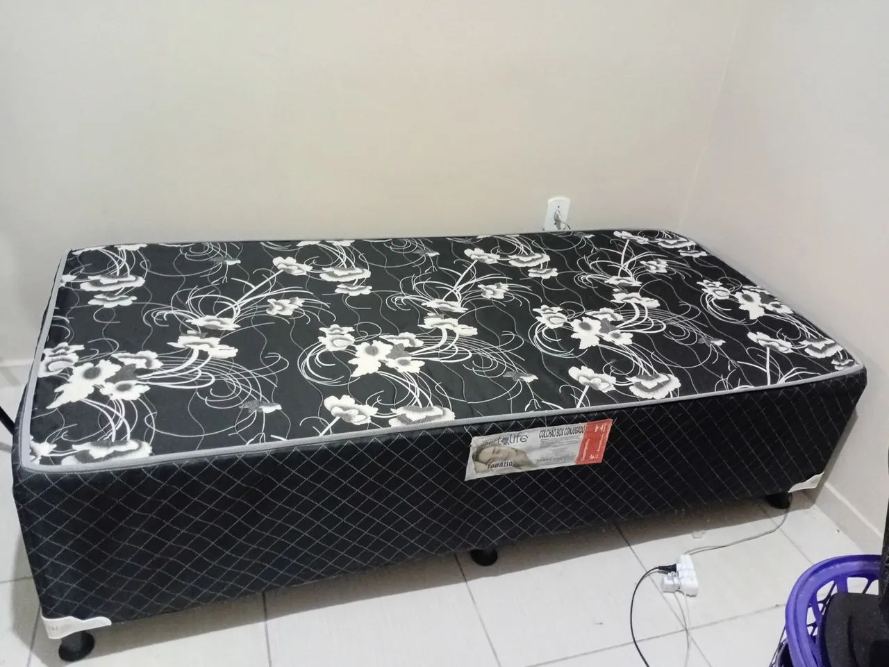 Cama box de solteiro