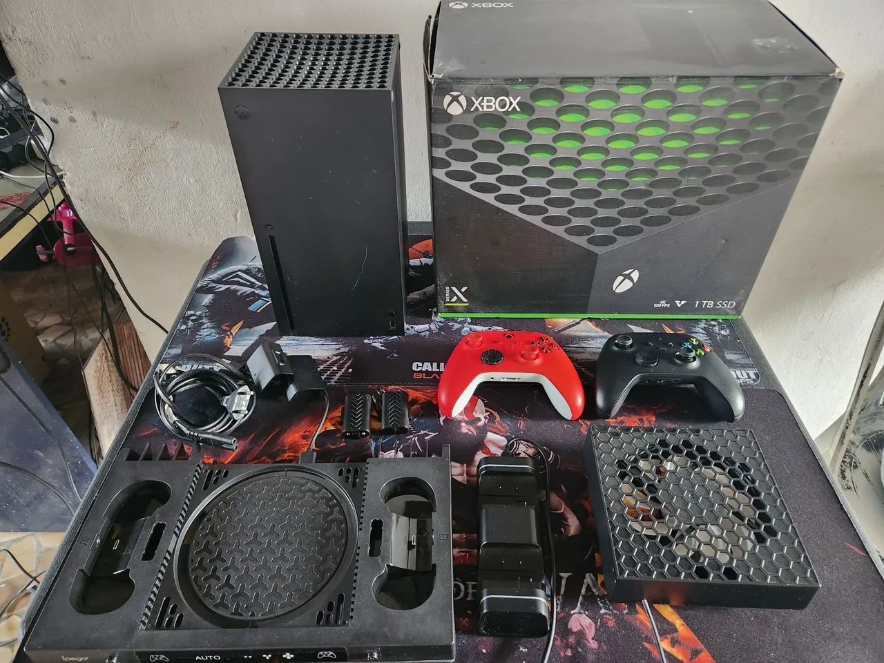 Xbox Series X 1TB 2 Controle 2 Bateria Cabos Base Caixa - Foto 2