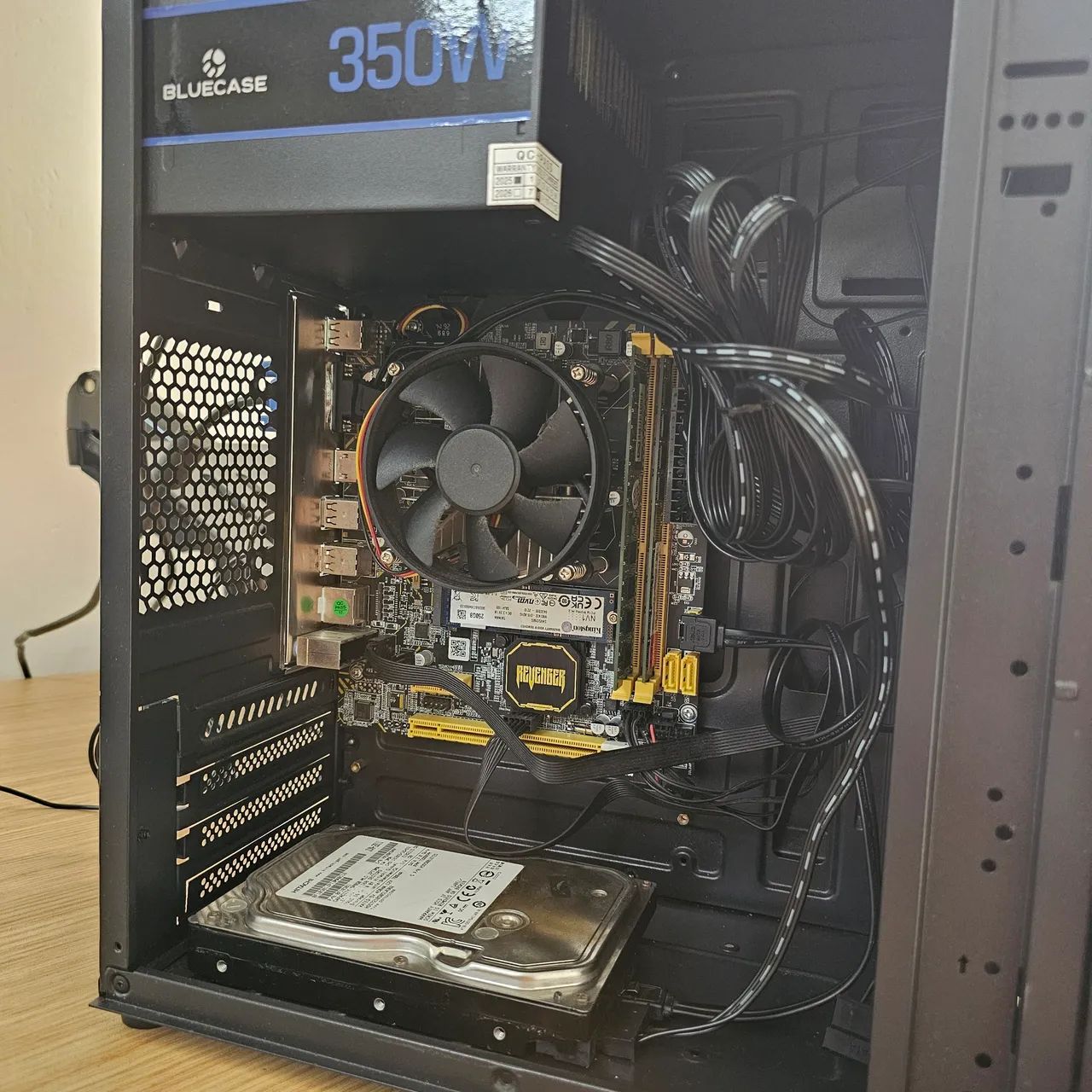 Computador i3 ssd 240 + HD de 500 monitor HP 20 polegadas - Foto 5