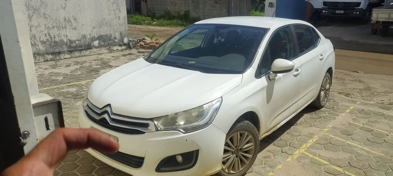 Citroën C4 C4 LOUNGE Origine 1.6 Turbo Flex  Aut. 2018