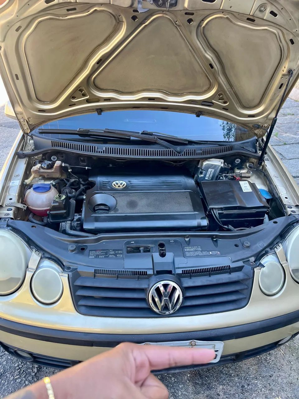 Volkswagen Polo Sedan 1.6 MI Total Flex 8V 4P 2005
