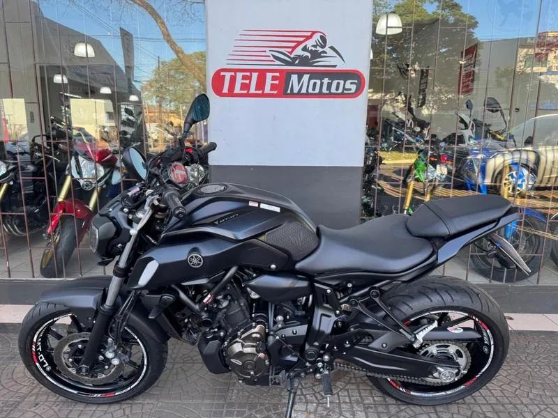YAMAHA MT07 ABS 2024 - Foto 2