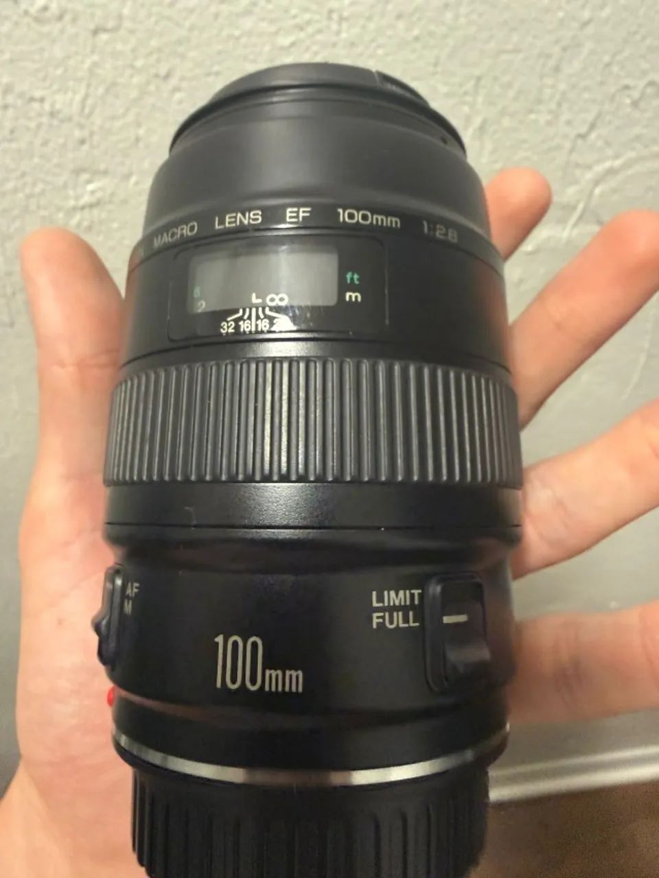 Lente Canon EF Macro 100mm 