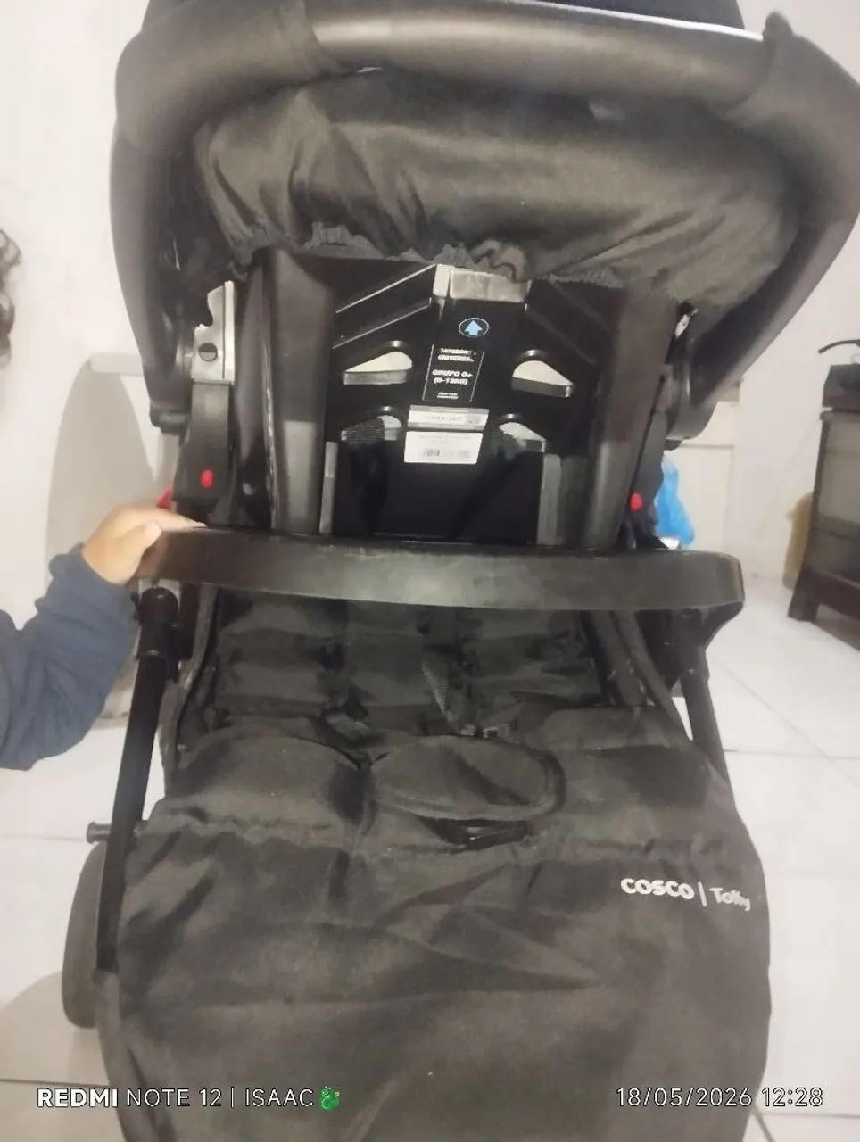 Carinho e bebê confort 