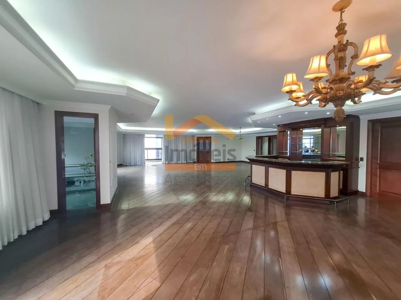 Apartamento para alugar em Americana, Centro, com 3 suítes, com 464 m², Edifício Notre Dam