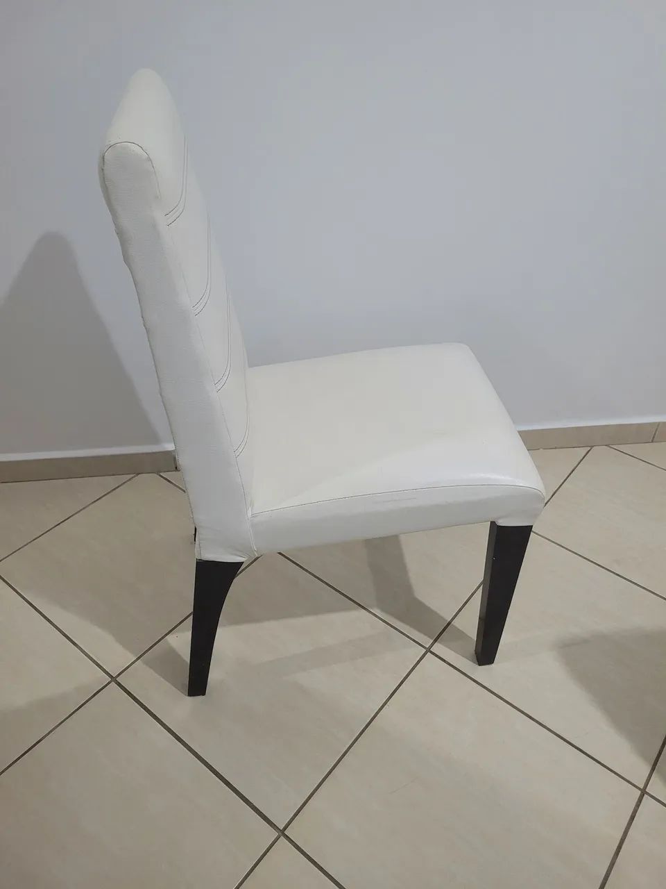 Cadeira em couro - Foto 2