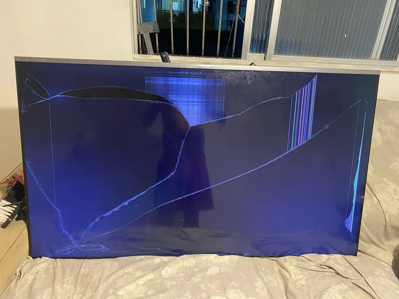 Tv Philco smart 55 com tela danificada!