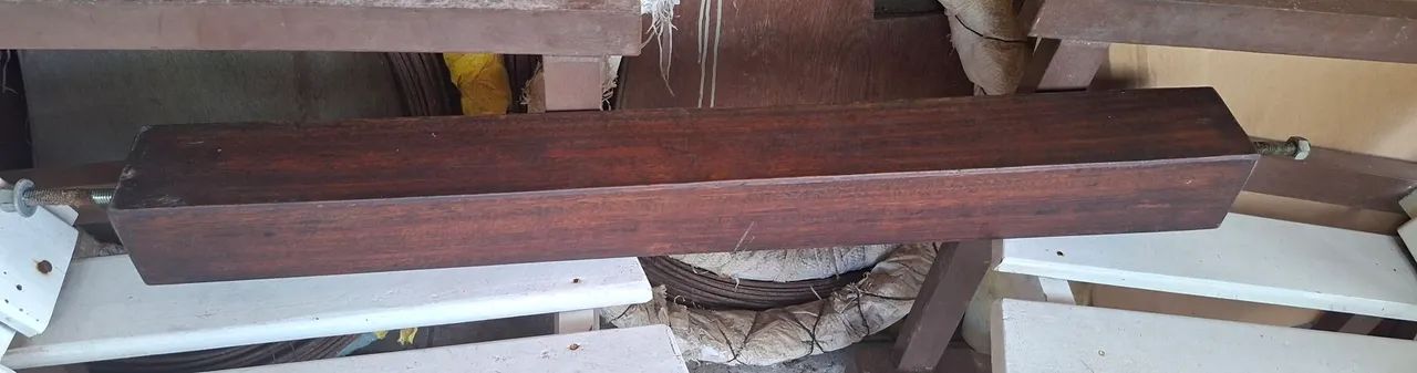Mesa em Madeira nobre Belíssima  - Foto 5