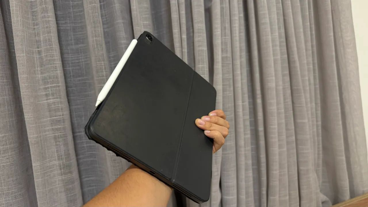 iPad Air 5ª geração 64GB Wi-Fi + Apple Pencil + Smart Keyboard