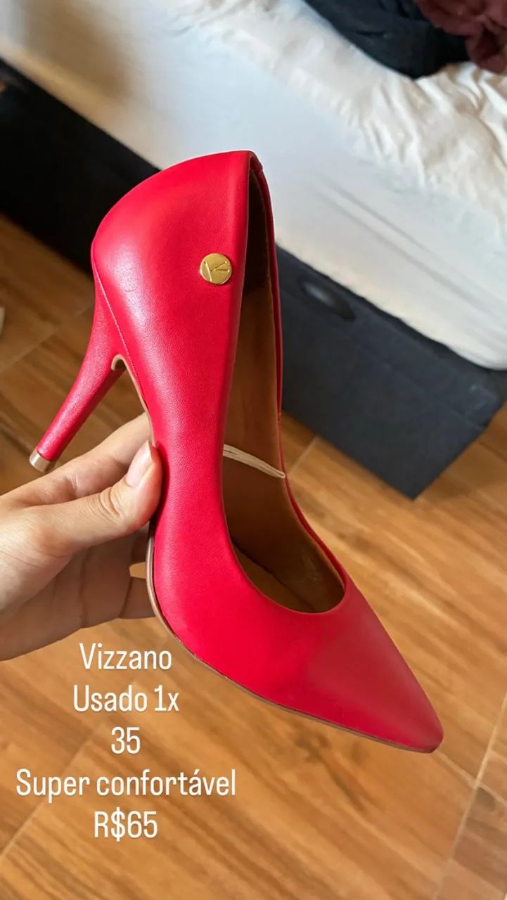 EXCELENTE - Scarpin Vizzano Vermelho 35