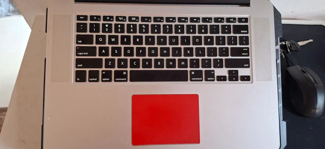 APPLE MACBOOK PRO 15
