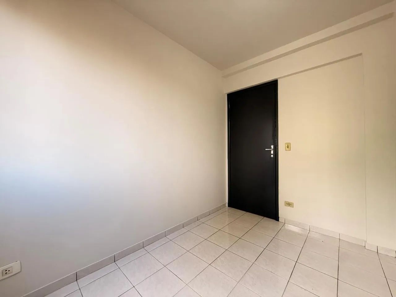 Apartamento para alugar em Maringá, Zona 07, com 2 quartos, com 65 m², Canada - Foto 5