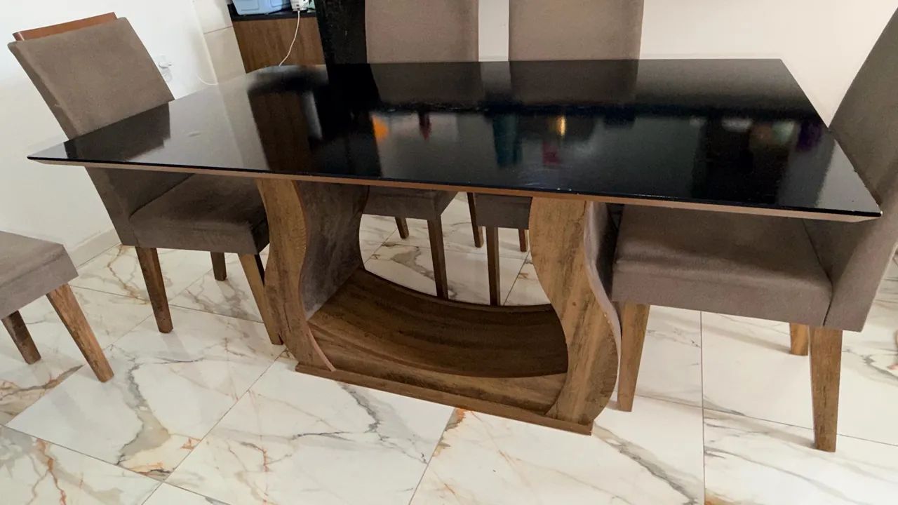 Mesa de 6 cadeiras 