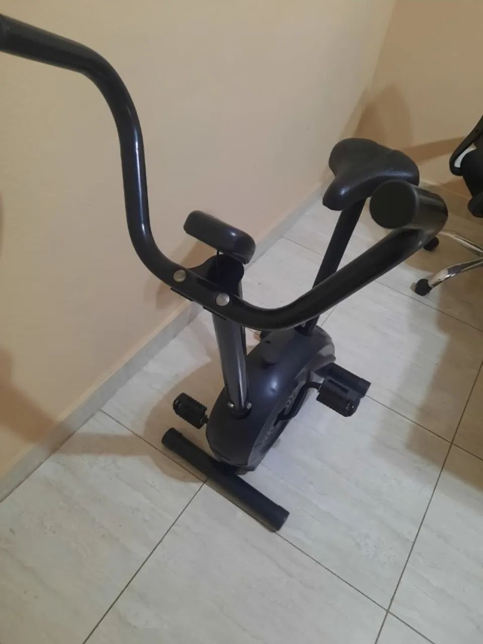 Bicicleta Ergométrica Residencial - Funcionando Perfeitamente! - Foto 5