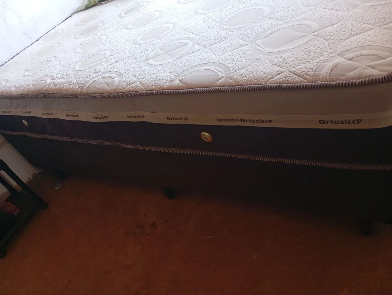 Vende_se cama Queen semi nova - Foto 2