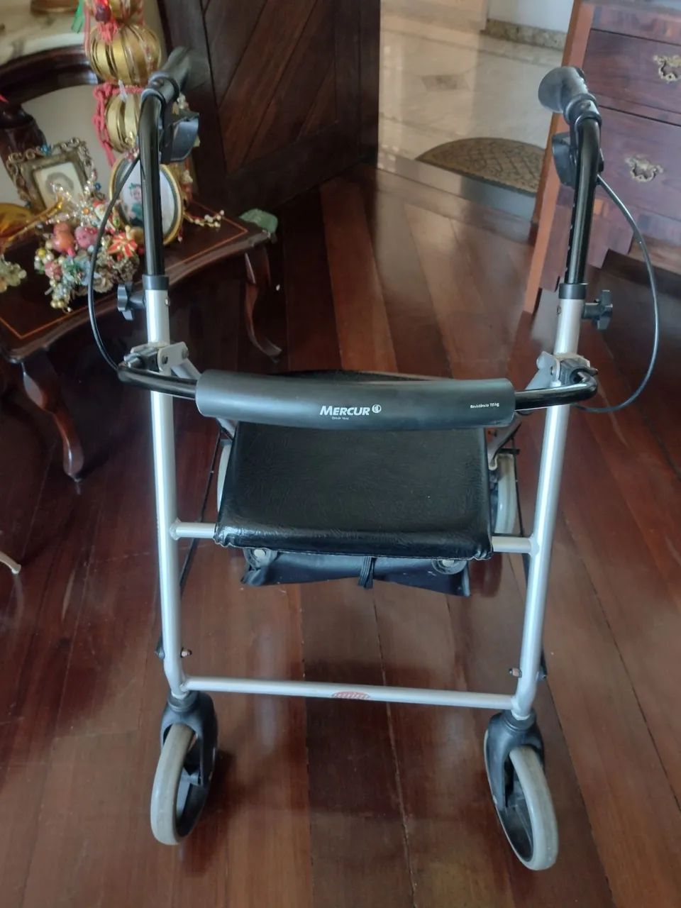 Andador 4 rodas  - Foto 2