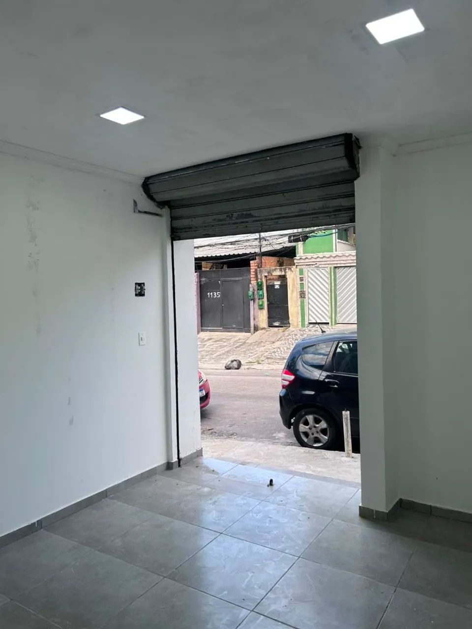 Alugo loja comercial em Realengo 