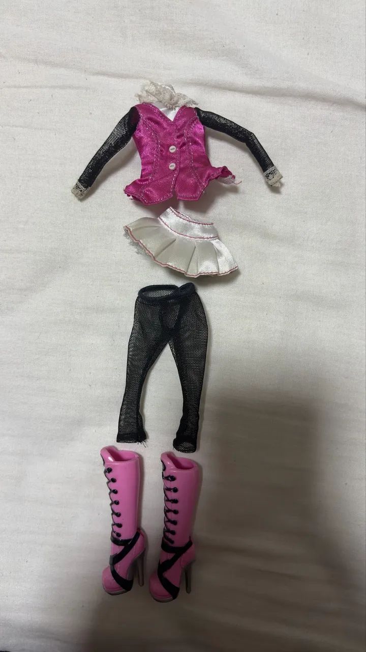 Roupa Draculaura Basica original