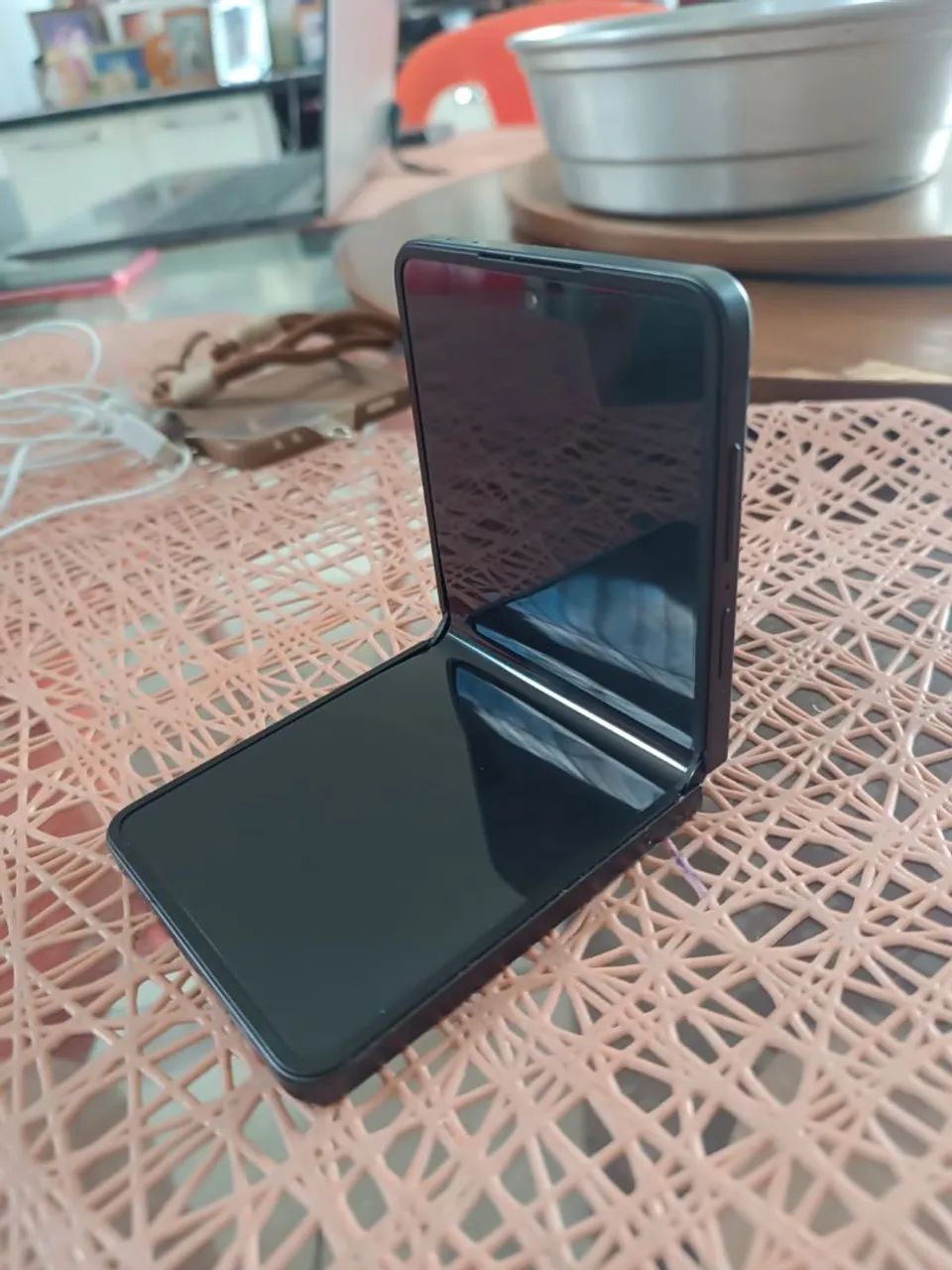 Z Flip 7 em estado de novo - Foto 3