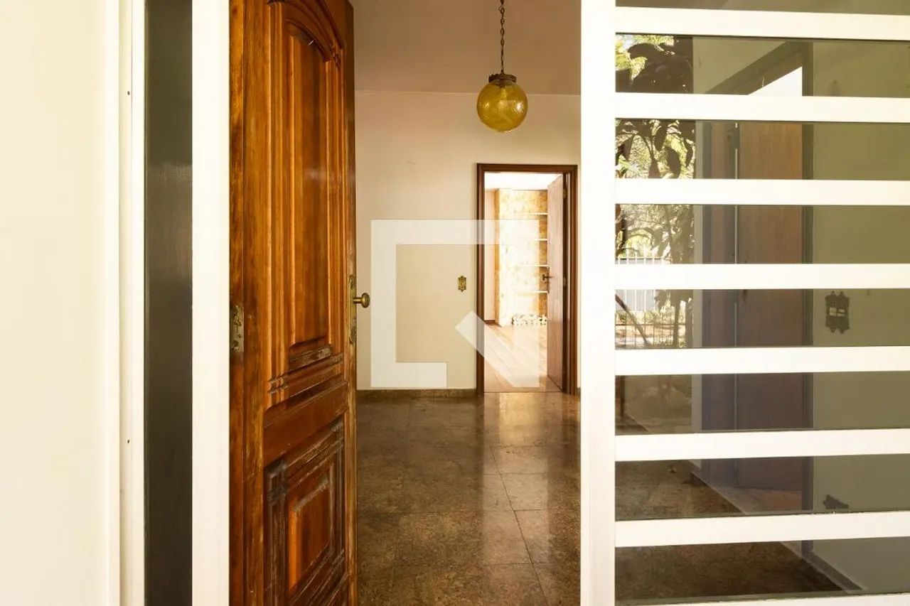 Casa à Venda - Interlagos, 6 Quartos, 472 m2