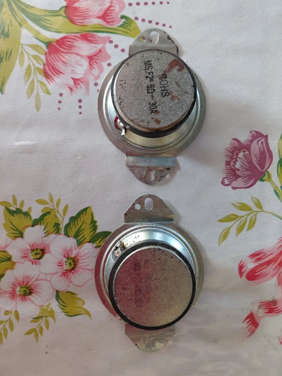2 Tweeters,2 Alto Falantes 6,5 polegadas e 2 Alto Falantes 8 Polegadas - Foto 2