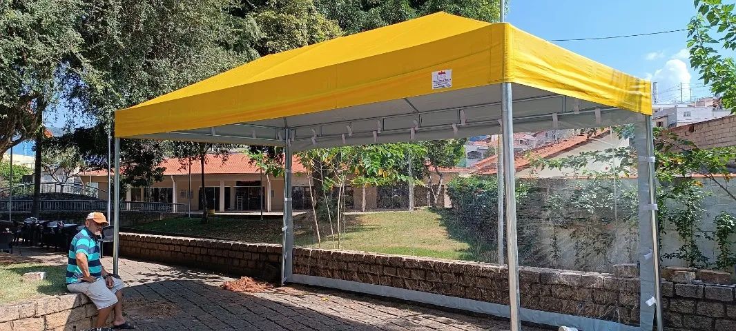 Tenda Piramidal 6x3