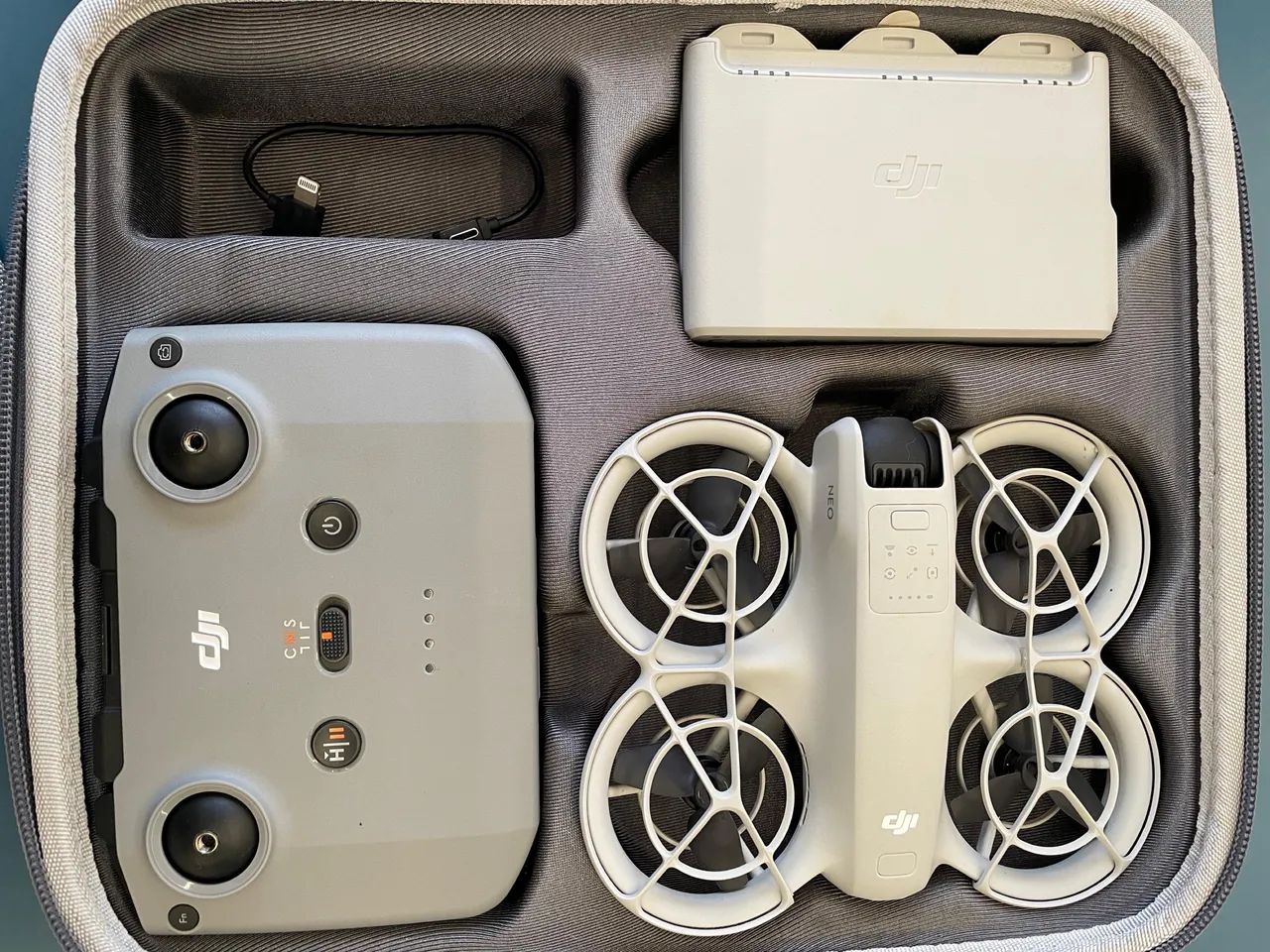 DJI NEO COM CONTROLE E HUB COM 3 BATERIAS - Foto 4