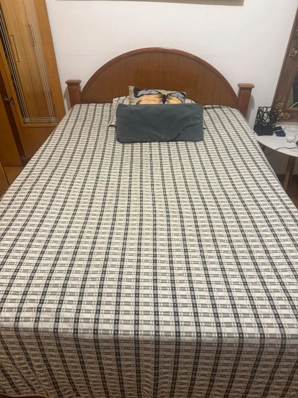 Cama de casal + colchão 