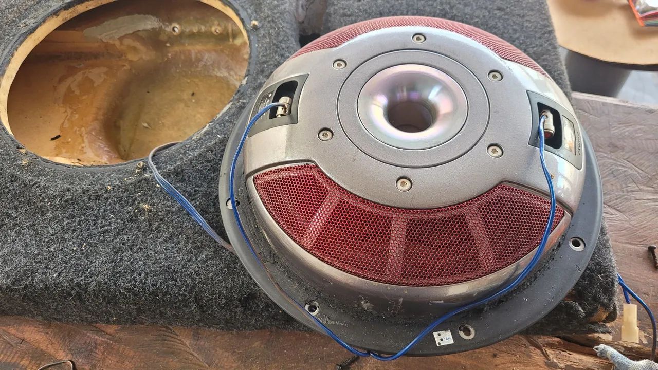 Caixa de som interna hilux - Foto 3