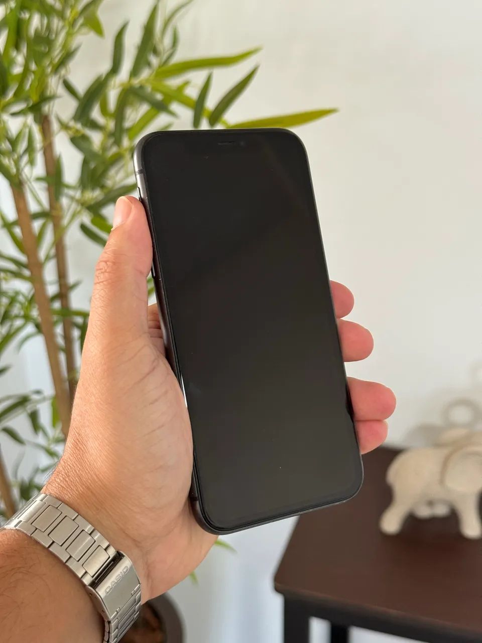 iPhone 11 64gb Preto | Bateria 81% | Todo Original - Celulares e