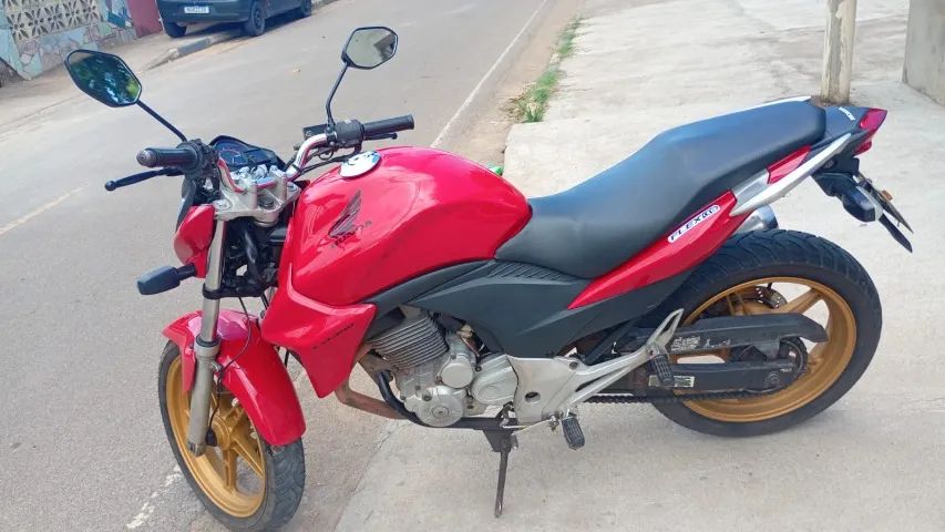 Moto cb33r 2015 - Foto 2