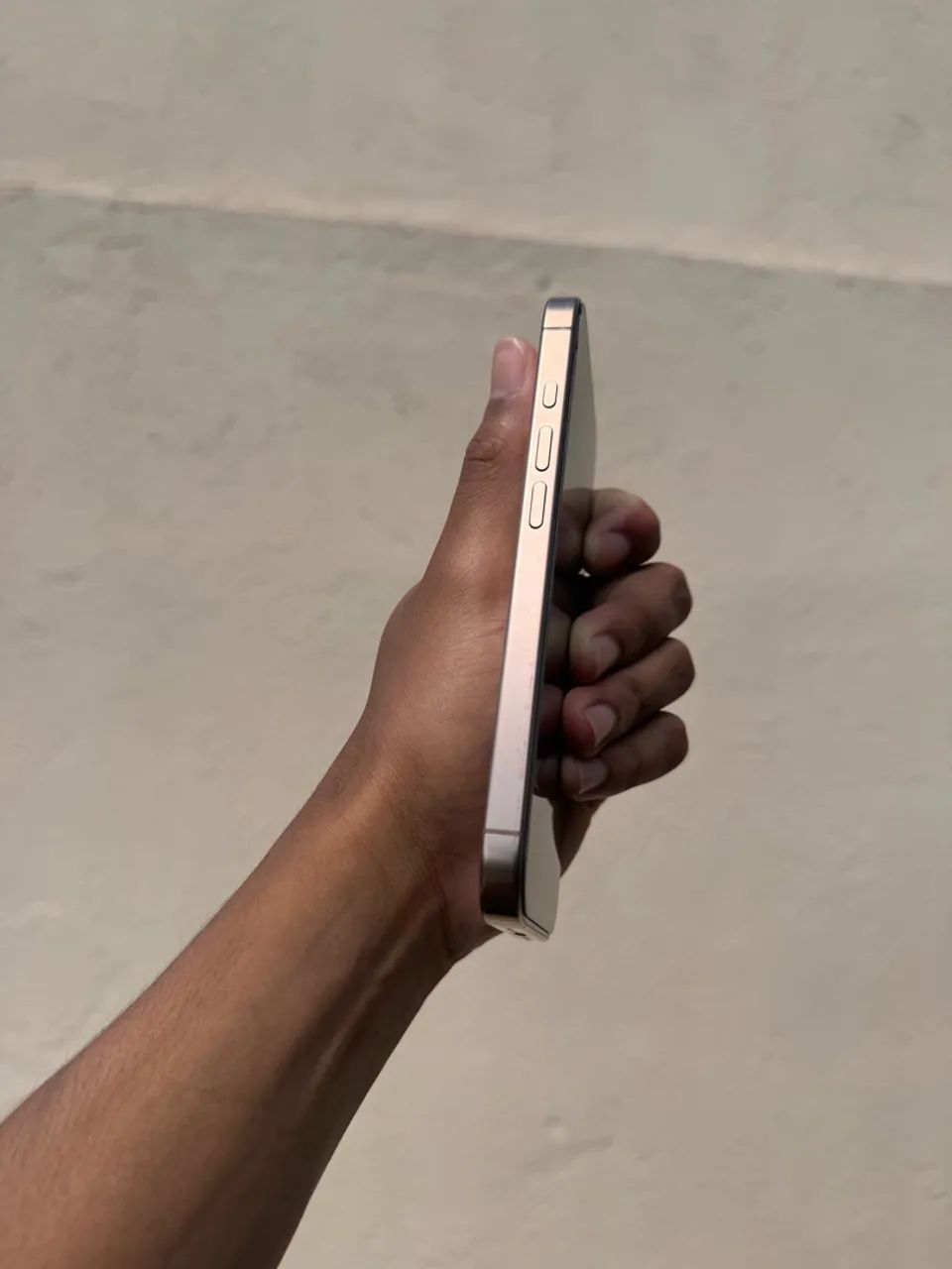 Iphone 16 pro - Foto 3