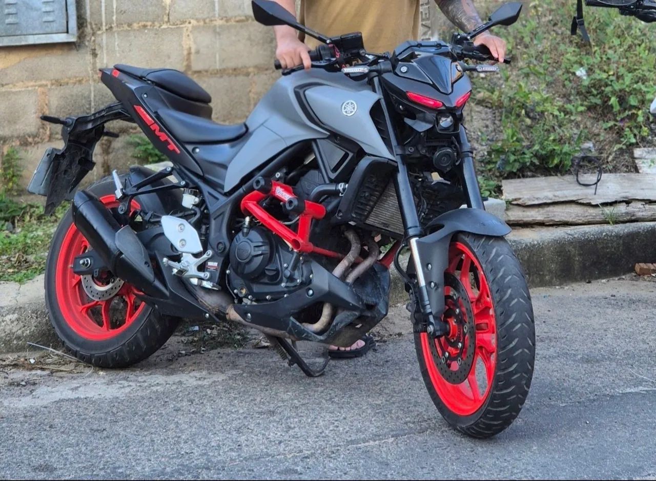 Yamaha mt 03  - Foto 3