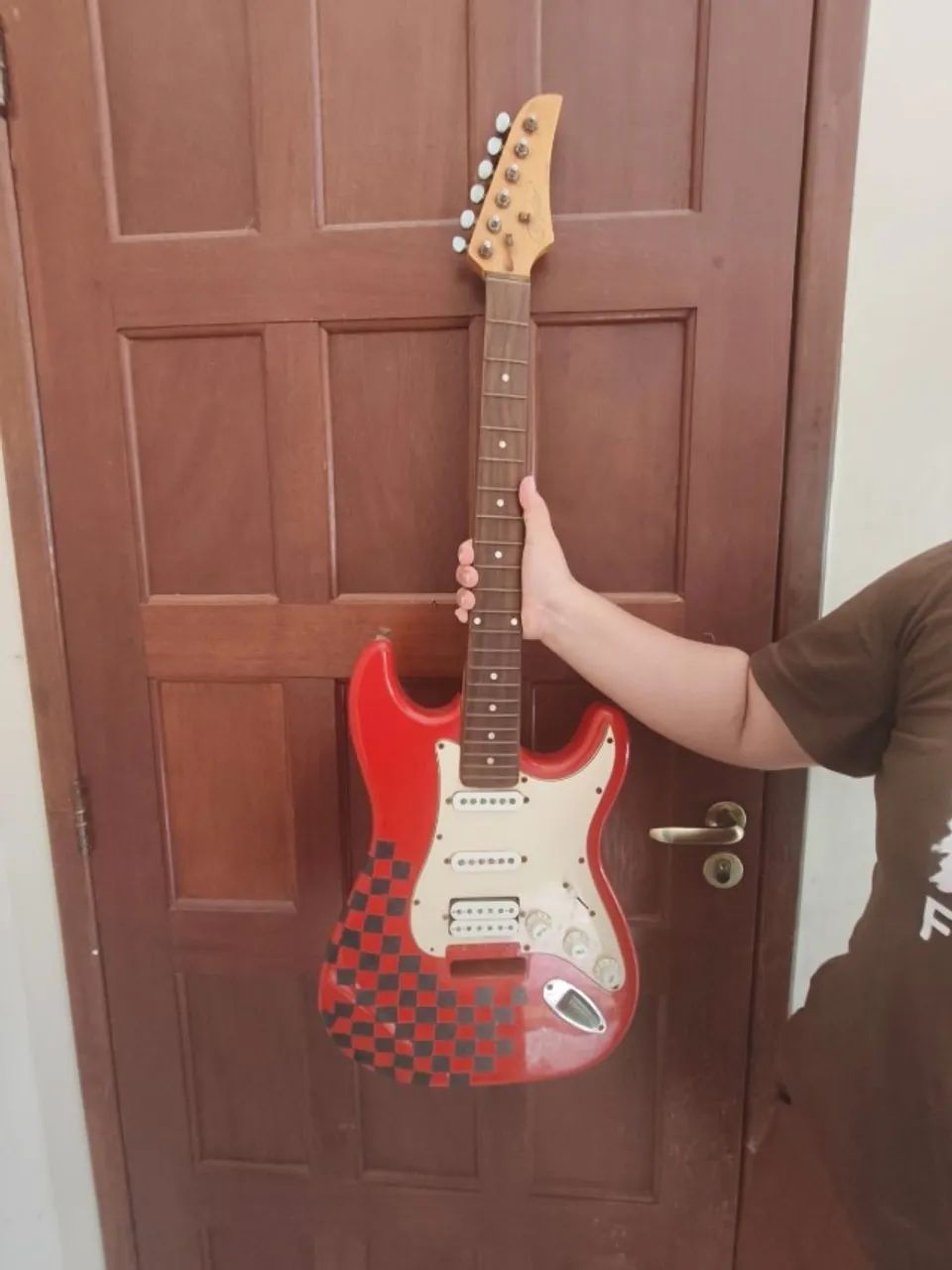 Guitarra Stratocaster 