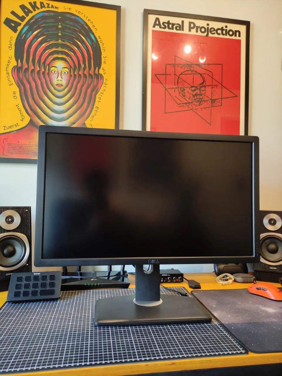 Monitor Dell Ultrasharp U2713HM - 27 Polegadas IPS Quad HD