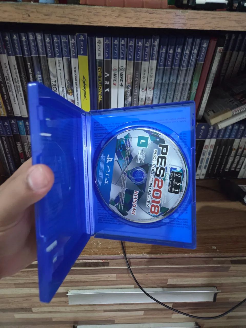 Vendo o Pes 18 de PS4 em perfeito estado de conservação.  - Foto 3