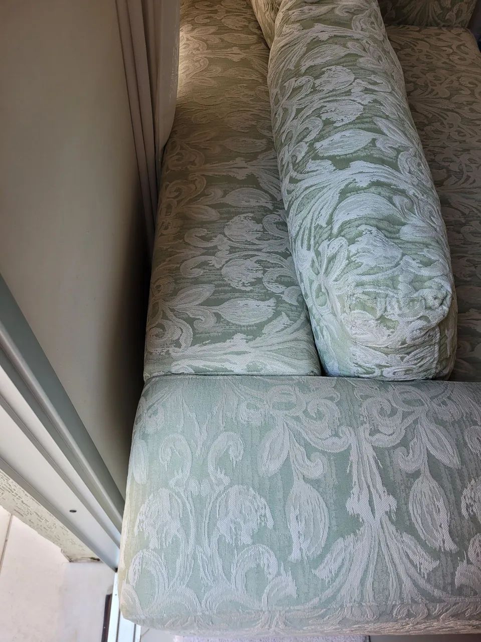 Sofá 2 lugares - Foto 2