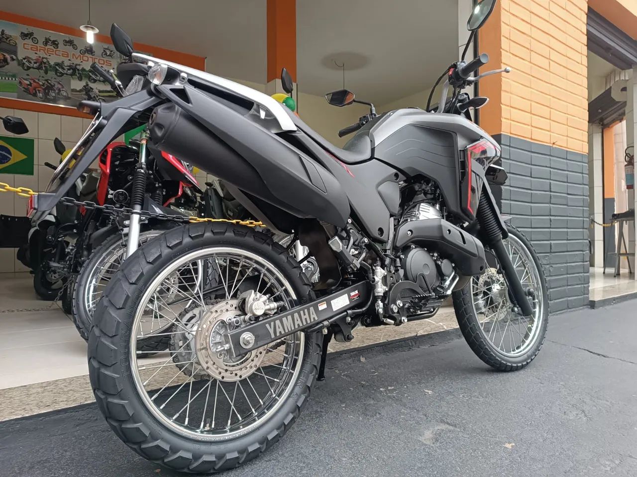 Lander 250 2025 cinza  - Foto 5