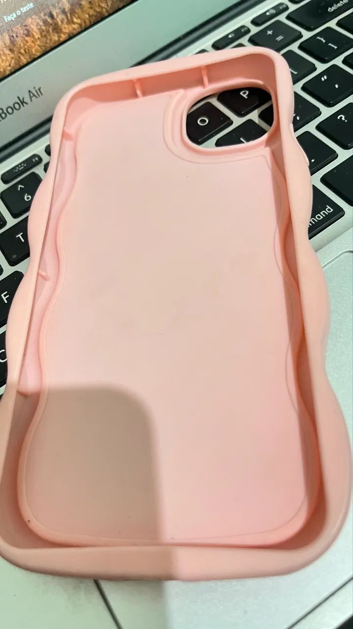 Duas Capas iPhone 11 Pro Max.  - Foto 3