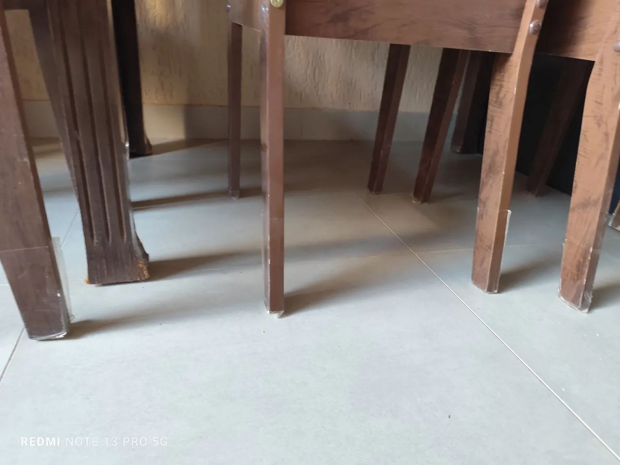 Mesa com 4 cadeiras  - Foto 3