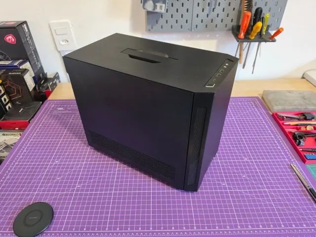 Gabinete Lian-Li TU150 ITX