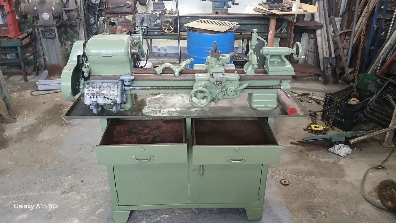 Torno mecanico 