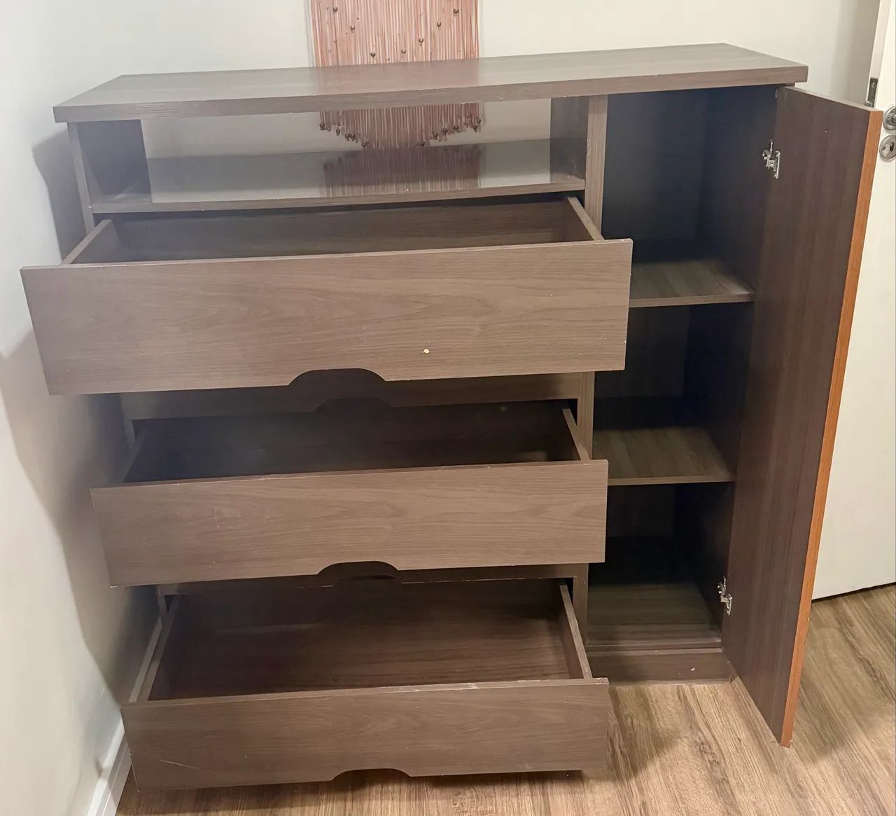 Cômoda com 1 porta e 5 gavetas - Foto 2