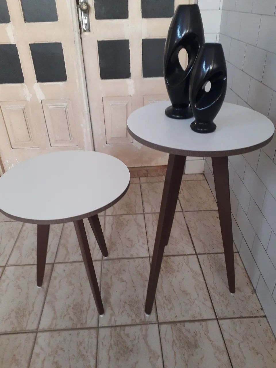 Mesa lateral.  - Foto 2