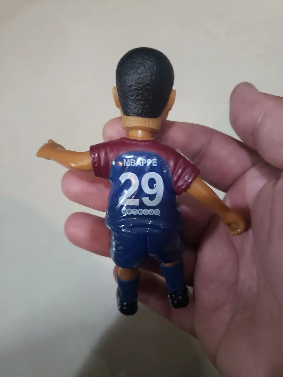 Boneco MBAPPÉ ORIGINAL, SEM A BASE  - Foto 2