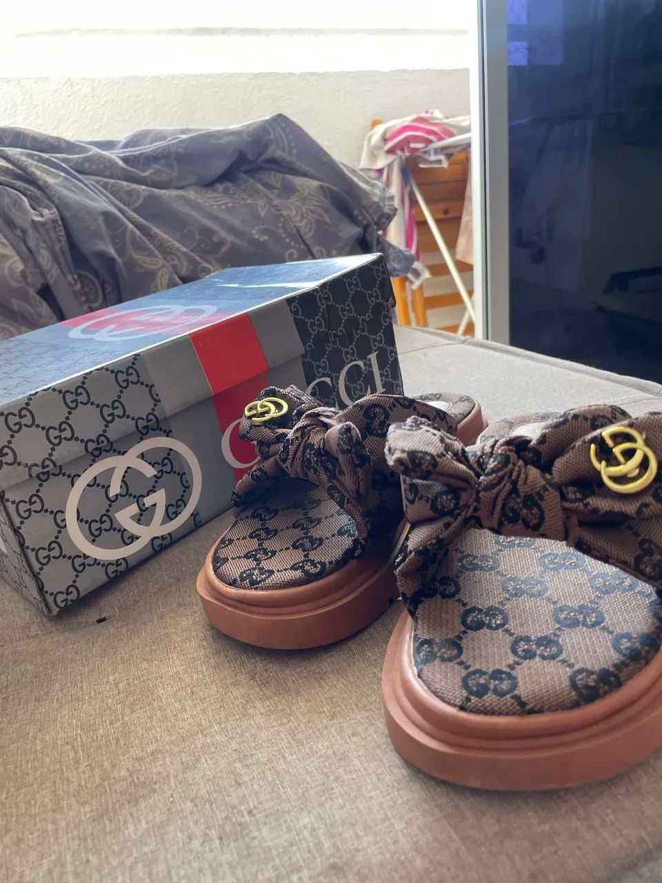Sandália Gucci 35 feminina - Foto 4